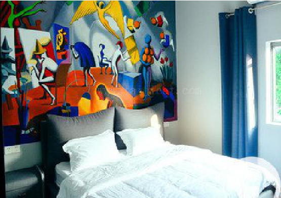  剑河对于酒店的墙体彩绘而言更注重哪些方面？